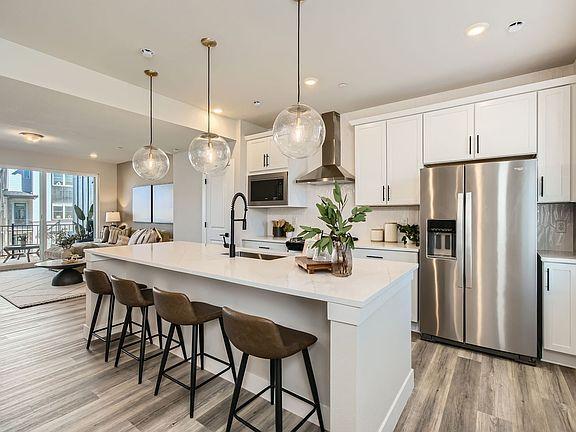 Modern Townhouse for Rent in Mahogany, Calgary